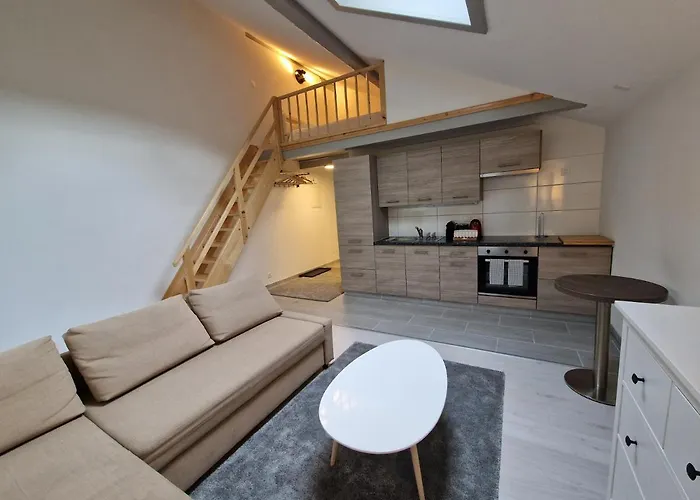 Saaner Valley Home